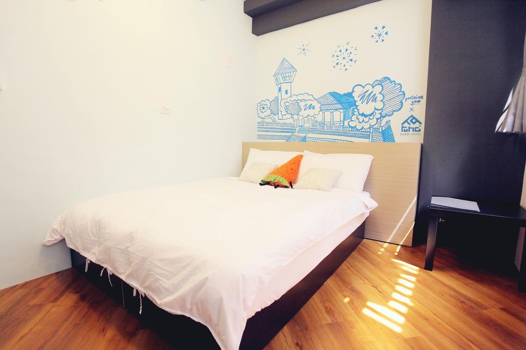 FUNDI Hotel Tainan Buitenkant foto
