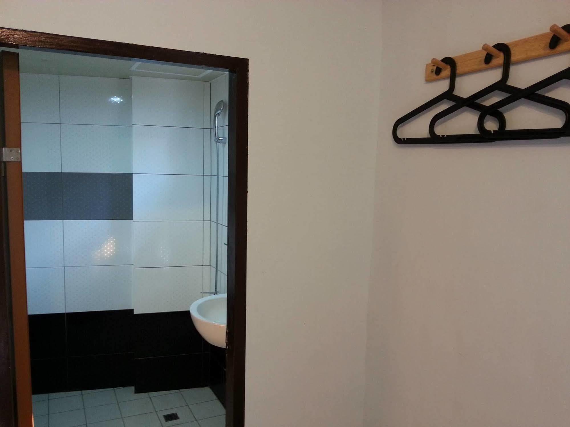 FUNDI Hotel Tainan Buitenkant foto